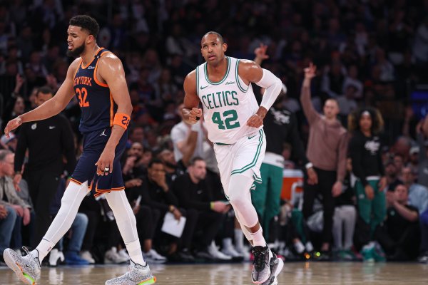 Ms.: Horford can join the Knicks He and Downs are old teammates of the Dominican men s basketball team